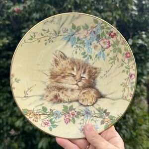 VTG Cat nap Kitten Classic Plate Royal Worcester Crownwear England 1985